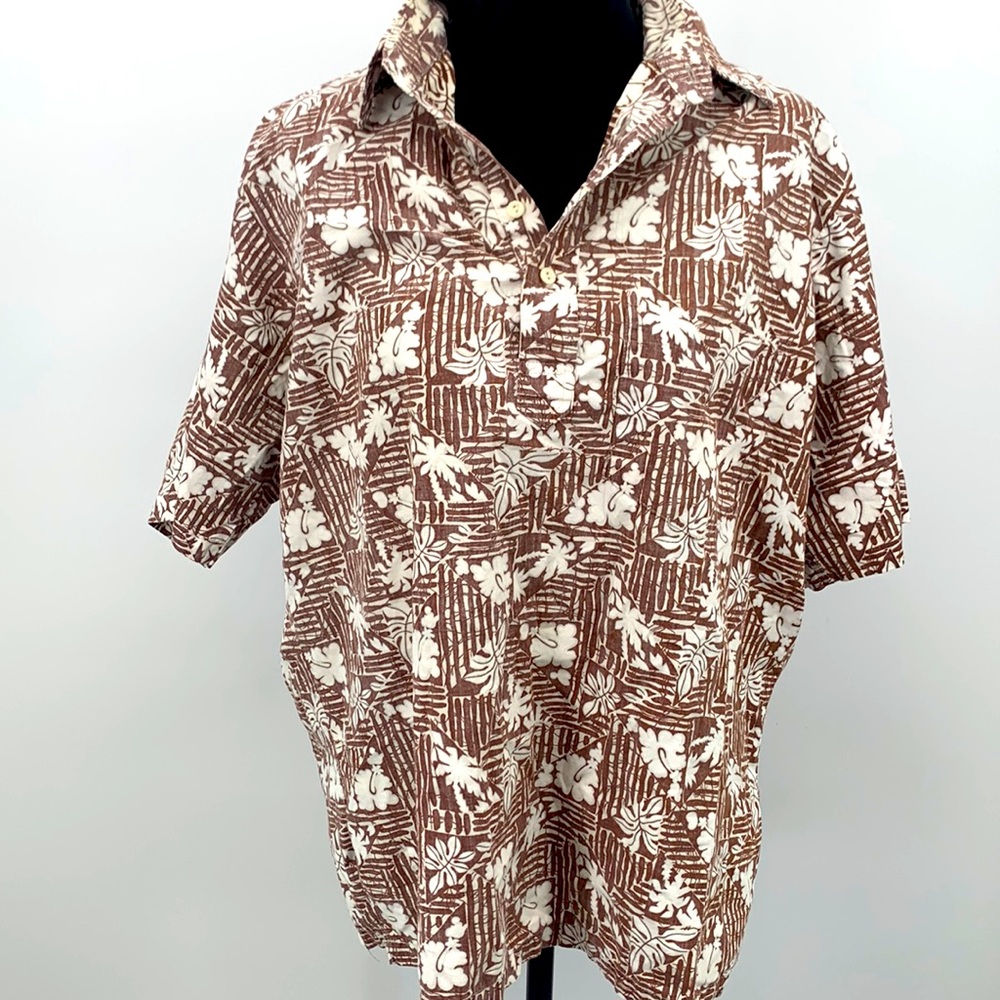 Hawaiian print button down Luau shirt by KALAHEO medium large beach